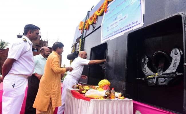 Launch of Ammunition Cum Torpedo Cum Missile Barge, LSAM 21 (Yard 131) 7th Barge Of 11 X Ammunition Cum Torpedo Cum Missile (ACTCM) Barge Project on 05 Sep 24 at M/s Suryadipta Project Pvt Ltd, Thane