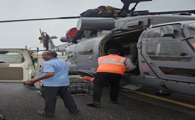 IN ALH Rescues 22 Stranded Personnel