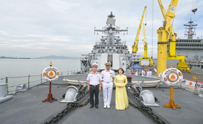 INDIAN NAVAL SHIPS INS DELHI, INS SHAKTI AND INS KILTAN, UNDER THE COMMAND OF REAR ADMIRAL SUSHEEL MENON FOCEF, ARRIVED AT TIEN SA PORT, DA NANG, VIETNAM