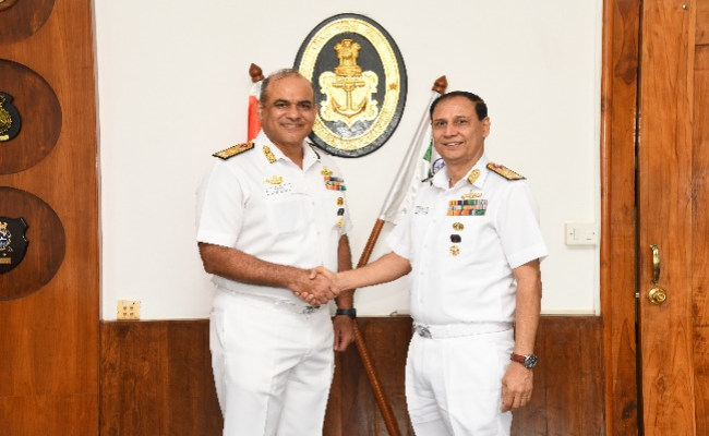Vadm Sanjay Bhalla, Chief of Personnel, Naval HQ, Visited Mumbai