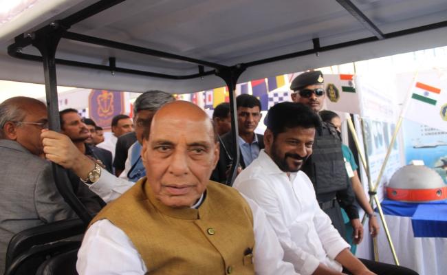 भारतीय नौसेना ने हैदराबाद में ‘विज्ञान वैभव 2025’ में अपनी शक्ति और नवाचार का प्रदर्शन किया