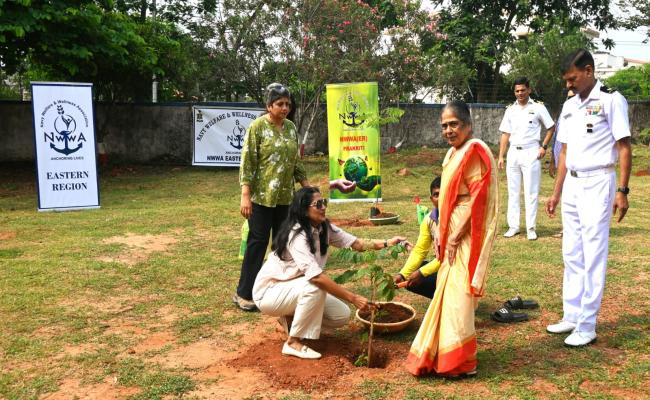 Ek Ped Maa Ke Naam” Campaign at ENC