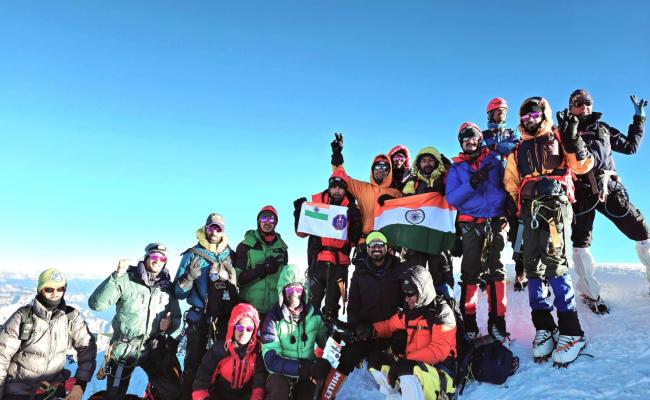 18 India Navy Personnel from WNC Embarked on a Mountaineering Expedition