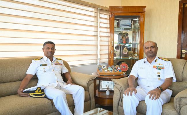 Capt (ND) HAC Priyantha, Commanding Officer, Sri Lanka Navy Ship Sayura Called on Radm Susheel Menon, Focef, Eastern Fleet.