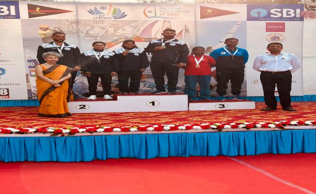 भारतीय नौसेना नौकायन दल ने वाई.ए.आई. सीनियर राष्ट्रीय चैंपियनशिप – एस.बी.आई. सेल इंडिया 2025 में आठ प्रभावशाली पदक जीते