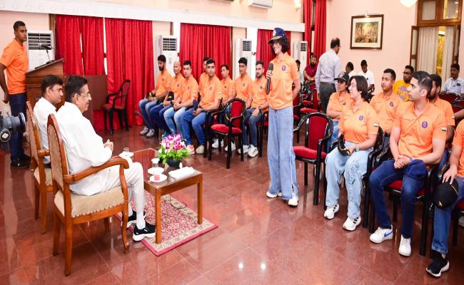 INDIAN NAVY'S MOTOR CAR RALLY ON EAST COAST