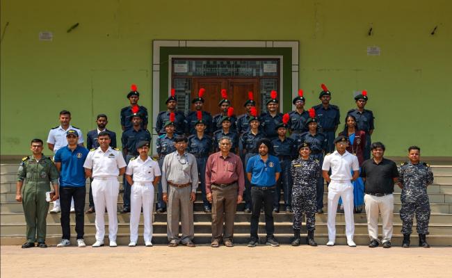 पूर्वी नौसेना कमान कार रैली