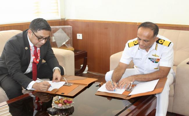 भा.नौ.पो. कलिंगा ने सिगाची इंडस्ट्रीज के साथ एक समझौता ज्ञापन पर हस्ताक्षर किए हैं ताकि विजागनेवीमैराथन शुरू किया जा सके।