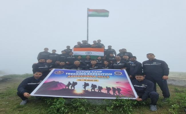 स्वतंत्रता दिवस के अवसर पर अरमाकोंडा ट्रैकिंग अभियान