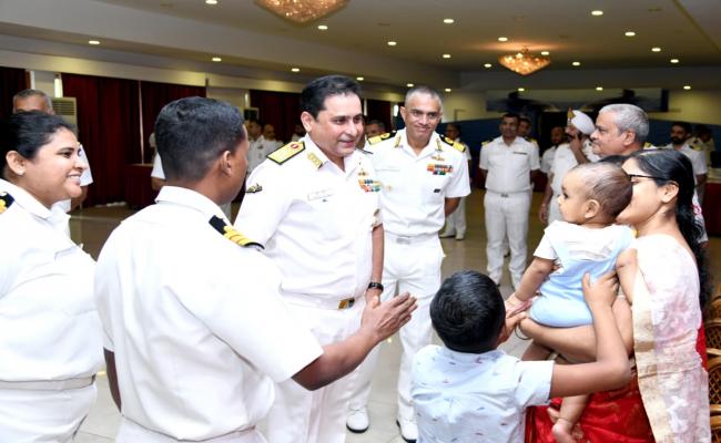 EASTERN NAVAL COMMAND FELICITATED OFFICERS RETIRING FROM SERVICE AT VISAKHAPATNAM