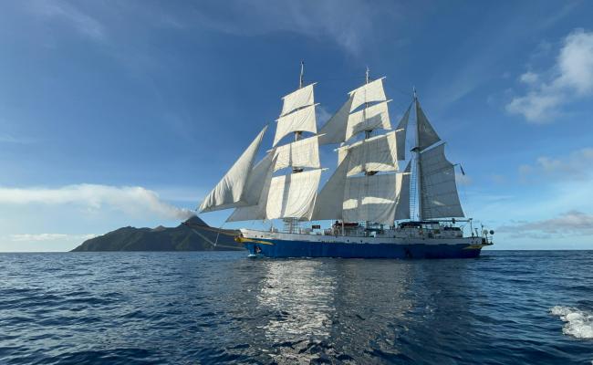 INS TARANGINI, THE INDIAN NAVY’S FIRST SAIL TRAINING SHIP, VISITED  DON BOSCO ORPHANAGE