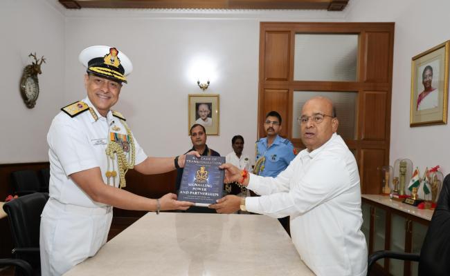 Vadm Sanjay J Singh, FOCINC WNC, Called on Shri Thaawarchand Gehlot, The Hon'ble Governor of Karnataka, on 08 Oct 2024