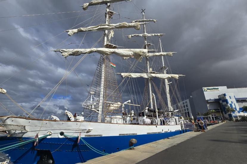 IN A HISTORIC FIRST, INS SUDARSHINI ARRIVES AT LAS PALMAS, SPAIN