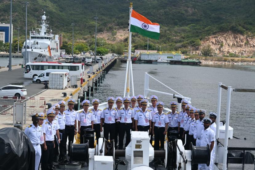 INS SAGARDHWANI ENHANCES INDIA–VIETNAM MARITIME & SCIENTIFIC COOPERATION